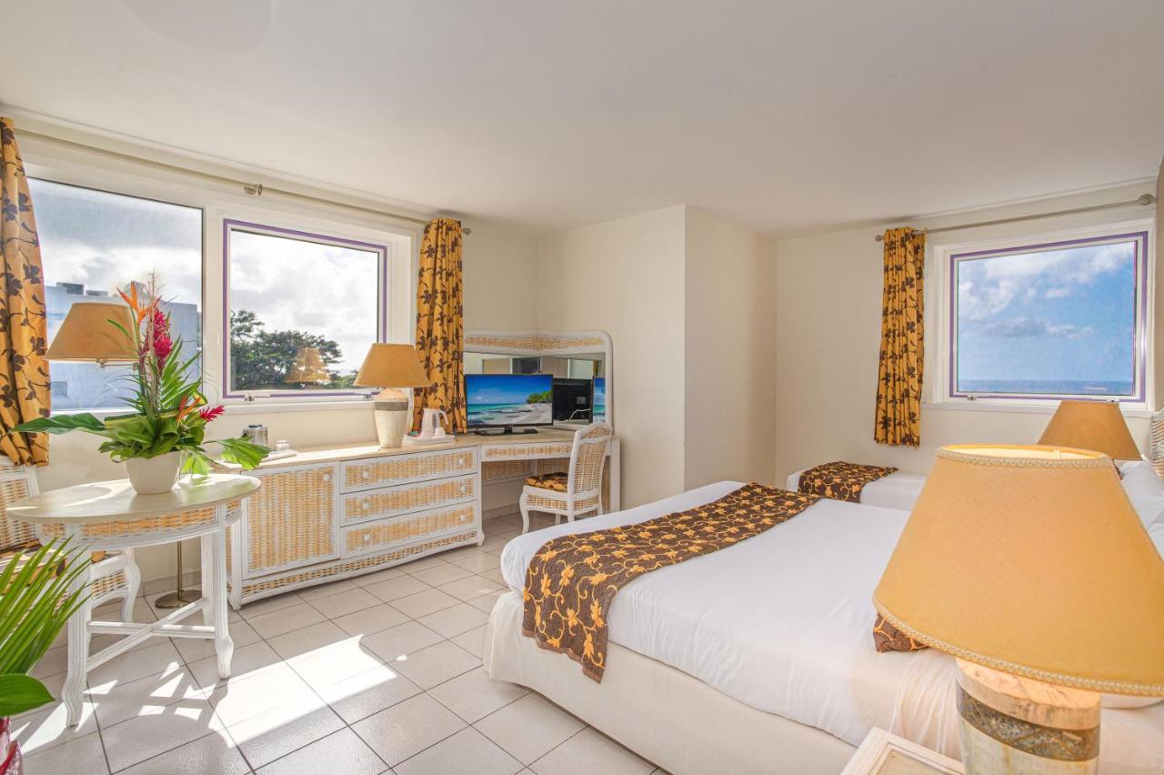 Karibea Squash Hotel Фор дьо Франс Екстериор снимка