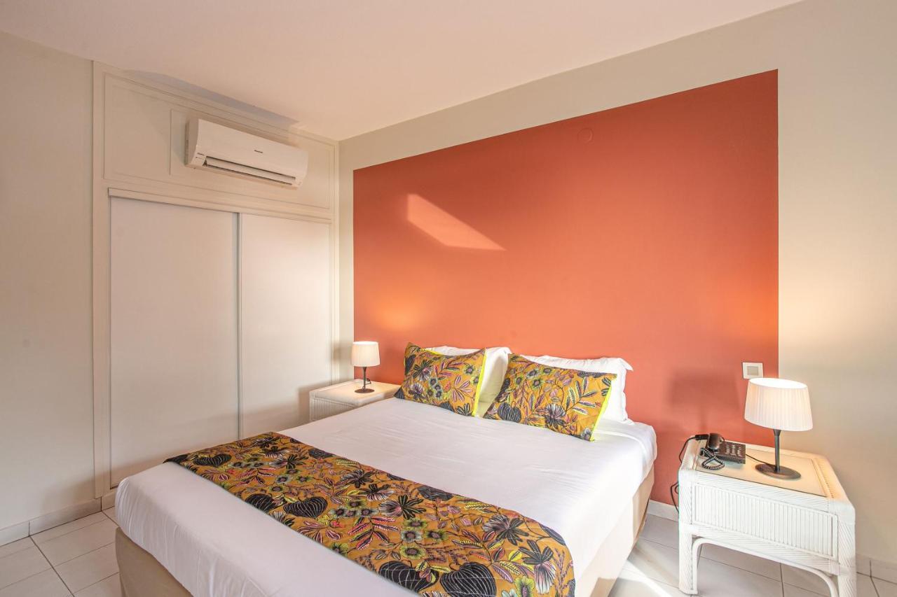 Karibea Squash Hotel Фор дьо Франс Екстериор снимка